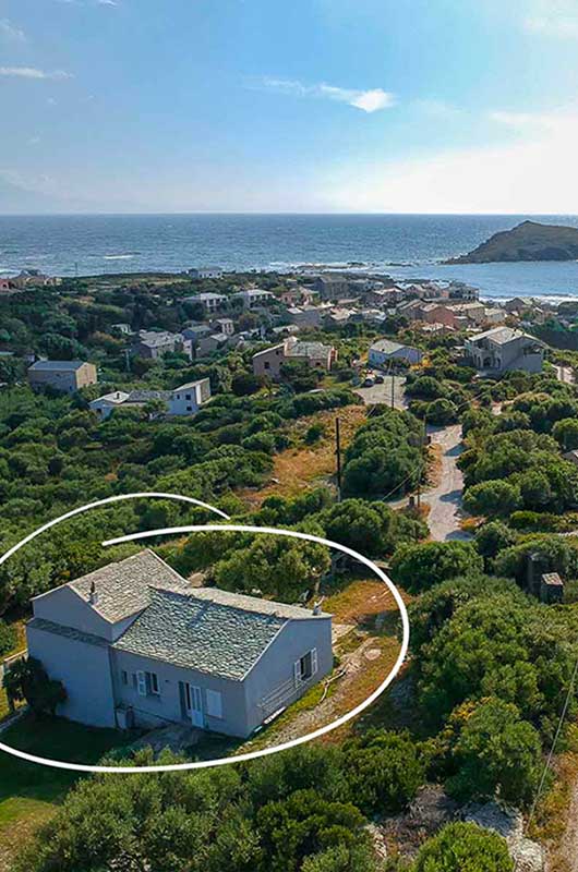 Proche de la mer, maison de famille rénovée avec grand jardin