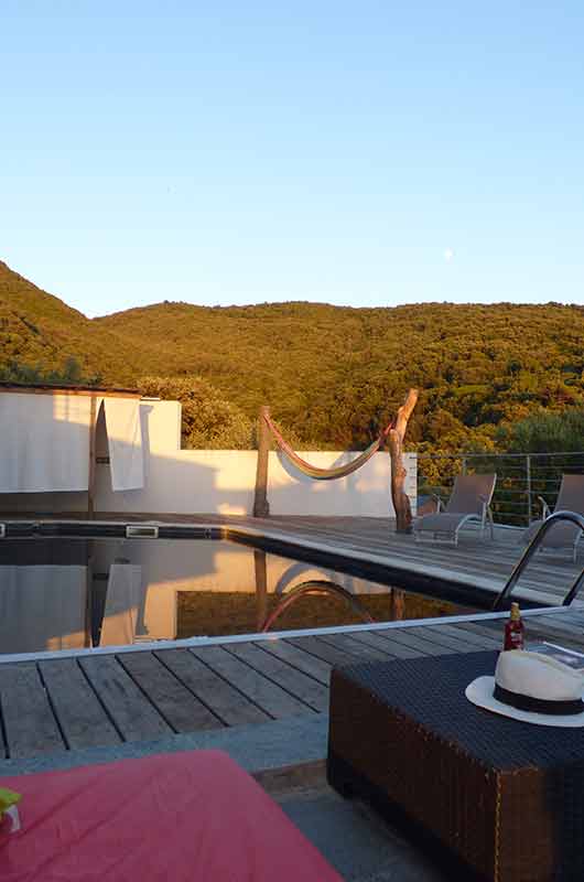 Superbe villa de 175m2 avec piscine, studio indépendant climatisé, vue mer et maquis par Locations Cap Corse