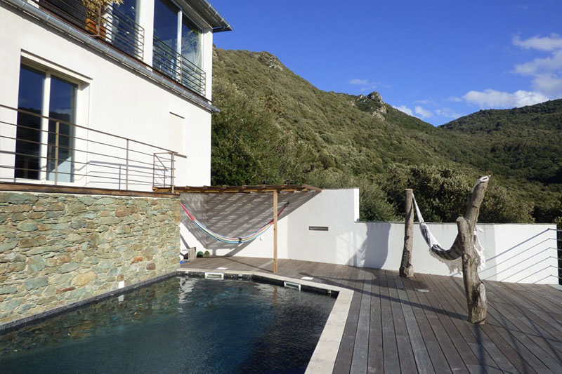 Fantastische Villa von 175m2 mit Pool, Meerblick und Macchia par Locations Cap Corse