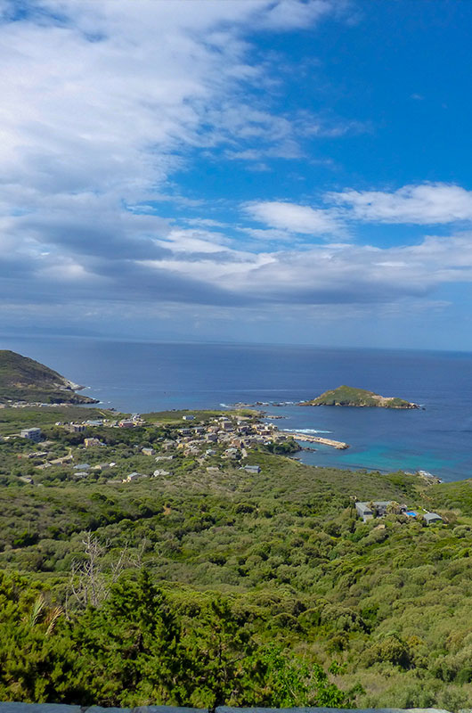 Grande maison de famille d'exception avec vue panoramique sur Centuri et la mer