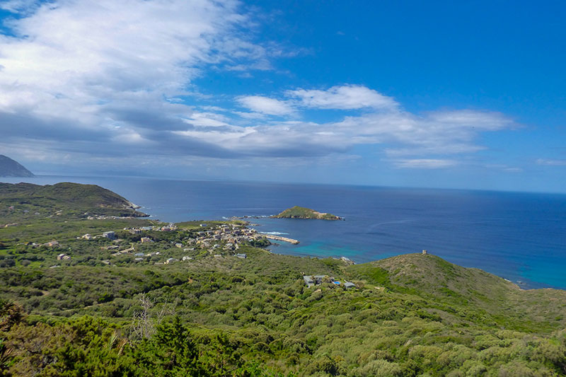 Grande casa di famiglia eccezionale con vista panoramica di Centuri e il mare