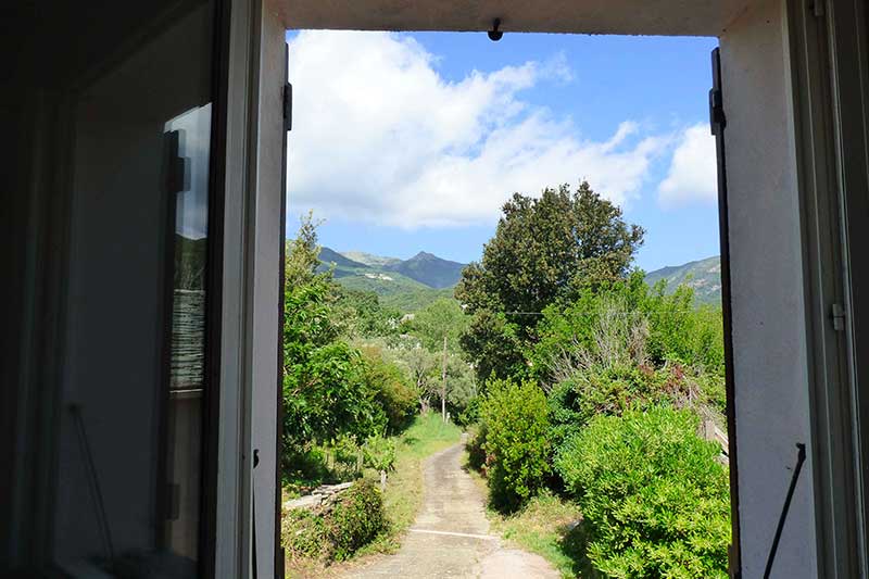 Sehr schönes Haus, ruhig, mit Terrasse und Garten par Locations Cap Corse