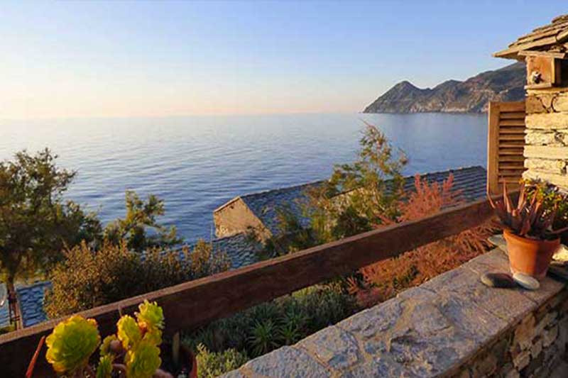 Situation exceptionnelle pour ce studio avec terrasse et vue mer inoubliable