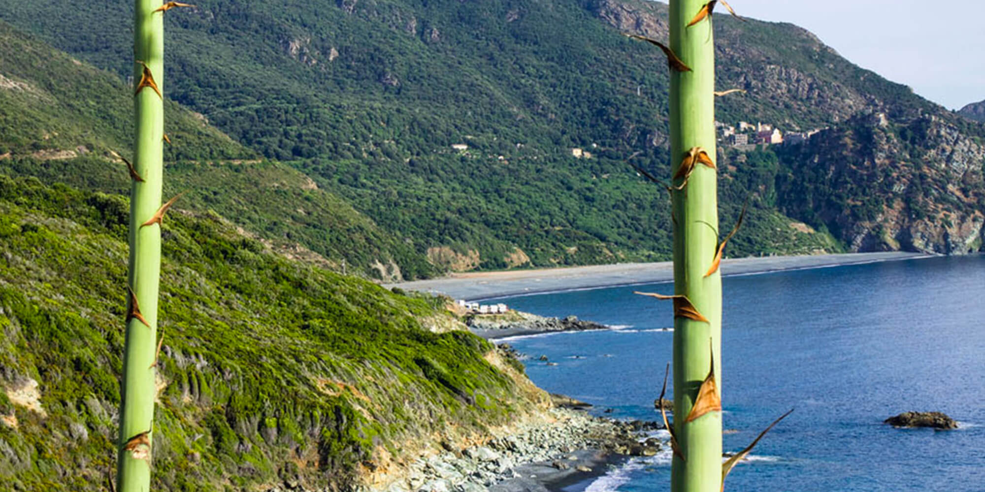 Nonza Dorf sehr berühmt in Cap Corse - Das schönste Dorf in Frankreich